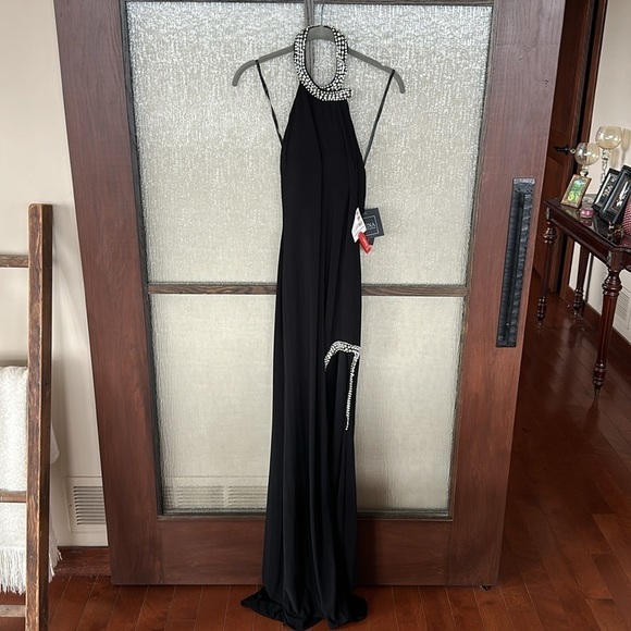 Mac Duggal HIGH SLIT HALTER GOWN W/ RHINESTONE ACCENTS $358 size 0 NEW - Picture 4 of 10